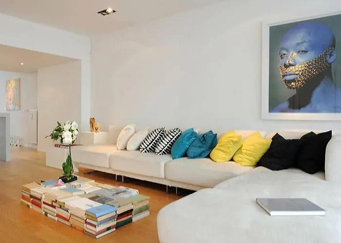 Minimalistic In Premium Location